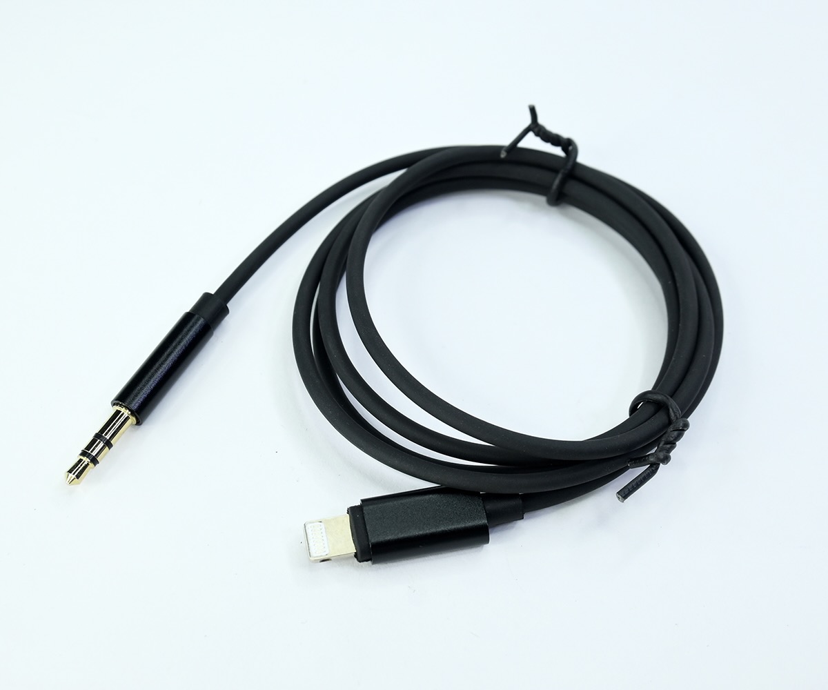 JH-023 Lightning To Aux Audio Cable AUX iPhone Use iPhone